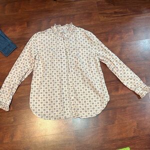 size 8 light pink and blue patterned button-down J.Crew classic blouse